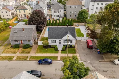 166 Charles St, New Bedford, MA 02744 - Photo 5