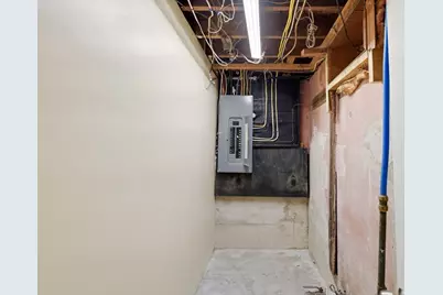 32 Glenview Dr, West Springfield, MA 01089 - Photo 31