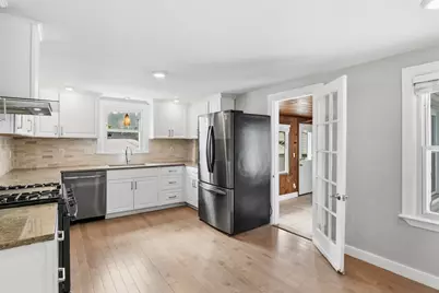 32 Glenview Dr, West Springfield, MA 01089 - Photo 5