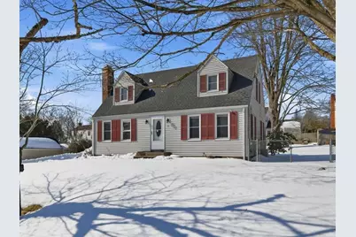 32 Glenview Dr, West Springfield, MA 01089 - Photo 1