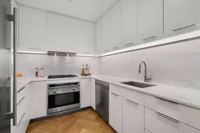 500 Atlantic Ave #18C, Boston, MA 02210 - Photo 3