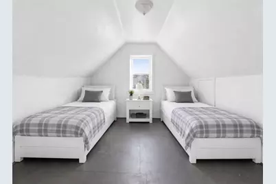 19 Linden St, Boston, MA 02127 - Photo 31