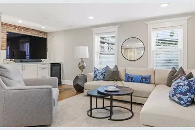 19 Linden St, Boston, MA 02127 - Photo 9