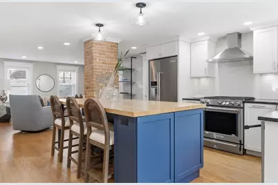 19 Linden St, Boston, MA 02127 - Photo 3