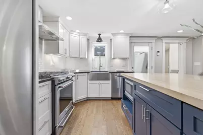 19 Linden St, Boston, MA 02127 - Photo 5