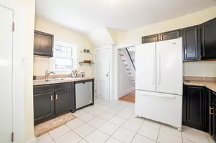 110 Beverly Rd, Worcester, MA 01605 - Photo 9