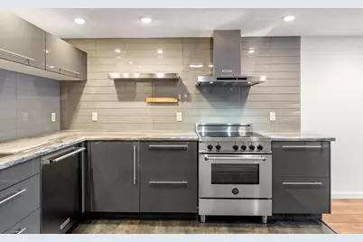 24-34 Pleasant St #4, Northampton, MA 01060 - Photo 7