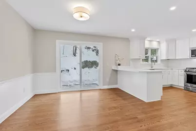 34 Pleasant Street #5, Wellesley, MA 02482 - Photo 5