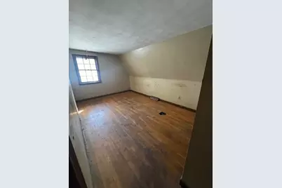 127 Crescent Place, Hanson, MA 02341 - Photo 7