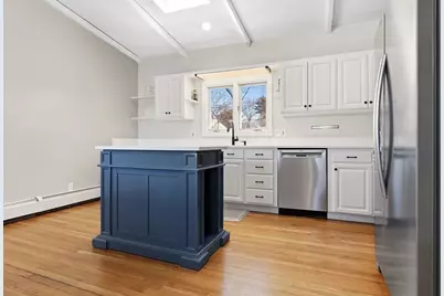 4 Garfield Ave, Stoneham, MA 02180 - Photo 9