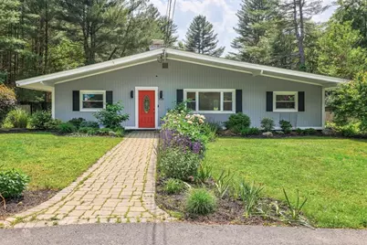 128 Clinton St, Hopkinton, MA 01748 - Photo 19