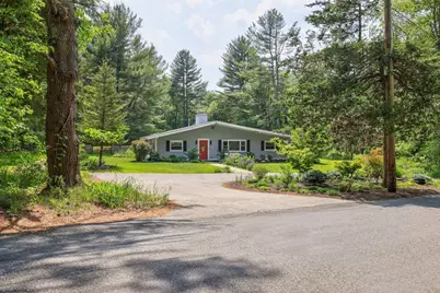 128 Clinton St, Hopkinton, MA 01748 - Photo 21