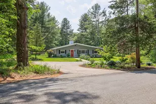 128 Clinton St, Hopkinton, MA 01748 - Photo 21