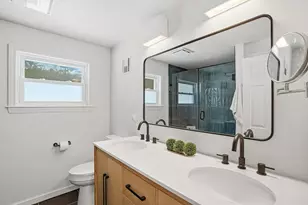 128 Clinton St, Hopkinton, MA 01748 - Photo 11