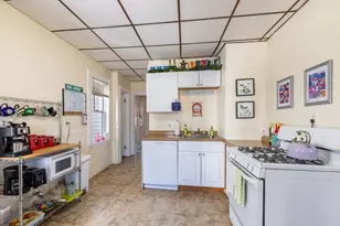 8 Craigie St, Somerville, MA 02143 - Photo 3