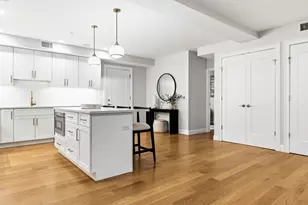 40 Westmoreland St, Boston, MA 02124 - Photo 9