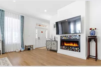 70 Walker St #1, Newton, MA 02460 - Photo 5