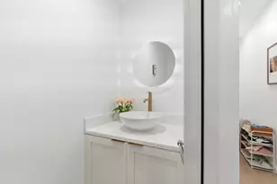 70 Walker St, Newton, MA 02460 - Photo 15