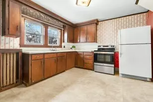 14 Chase St, Danvers, MA 01923 - Photo 21