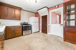 14 Chase St, Danvers, MA 01923 - Photo 21