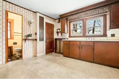 14 Chase St, Danvers, MA 01923 - Photo 19