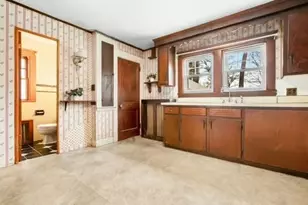 14 Chase St, Danvers, MA 01923 - Photo 19