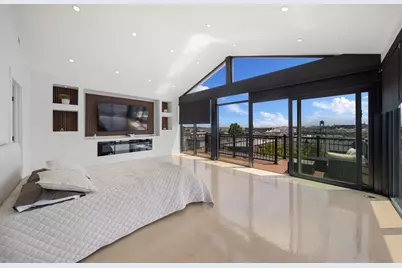 263 Princeton St, Boston, MA 02128 - Photo 7