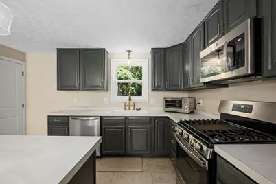 32 Stratton Drive, Hudson, MA 01749 - Photo 7