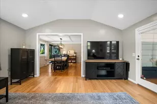 32 Stratton Dr, Hudson, MA 01749 - Photo 17