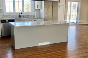 8 Vista Cir, Rutland, MA 01543 - Photo 5