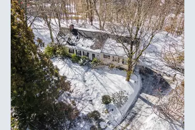 162 Hampshire Rd, Wellesley, MA 02481 - Photo 1