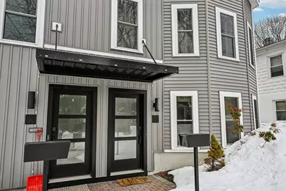 10 Wakefield Ave #B, Wakefield, MA 01880 - Photo 7