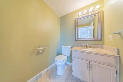 4 Rowe Ct #4, Boston, MA 02131 - Photo 7