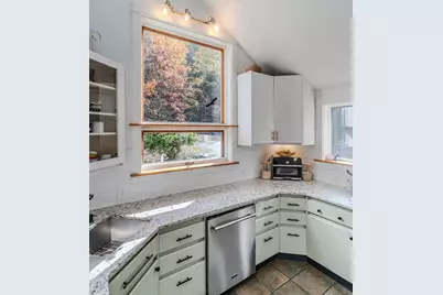 260 Montague Rd, Leverett, MA 01054 - Photo 21