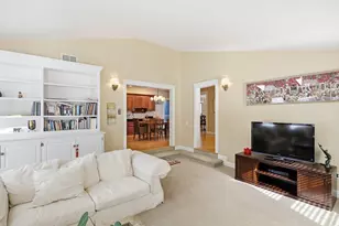 27 Summerfield Rd, Amherst, MA 01002 - Photo 17