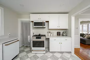 47 Academy Ave, Weymouth, MA 02189 - Photo 15