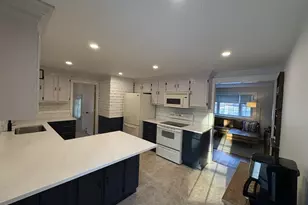 4 Linda Ln, Franklin, MA 02038 - Photo 3