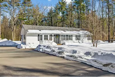 370 W Townsend Rd, Lunenburg, MA 01462 - Photo 1