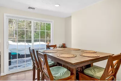 370 W Townsend Rd, Lunenburg, MA 01462 - Photo 9