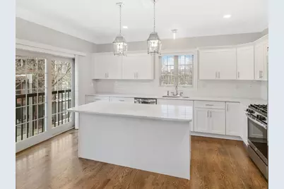 35 Lambert St #35, Boston, MA 02119 - Photo 3