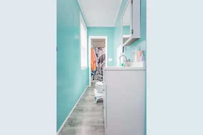 803 Tarkiln Hill Rd, New Bedford, MA 02745 - Photo 9