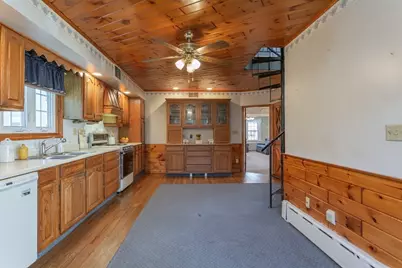 67 Bridge St, Fairhaven, MA 02719 - Photo 5