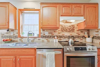 8 Wallis St, Douglas, MA 01516 - Photo 13