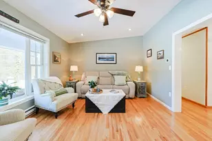 8 Wallis St, Douglas, MA 01516 - Photo 3