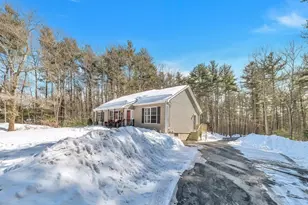 8 Wallis St, Douglas, MA 01516 - Photo 37