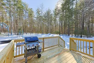 8 Wallis St, Douglas, MA 01516 - Photo 33