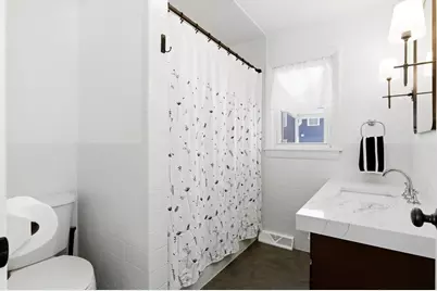 7 Hoyt Ave, Amesbury, MA 01913 - Photo 17