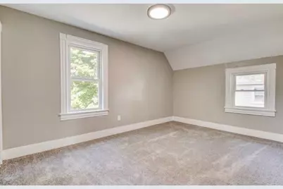 63 Oak St, Ludlow, MA 01056 - Photo 5