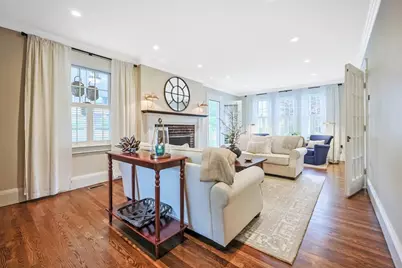 37 Pelton St, Boston, MA 02132 - Photo 5