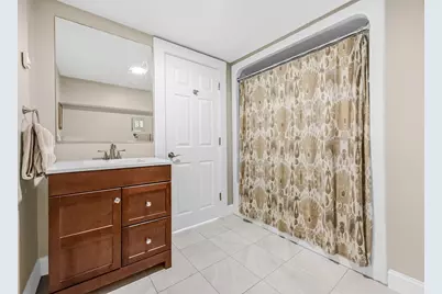 37 Pelton St, Boston, MA 02132 - Photo 27